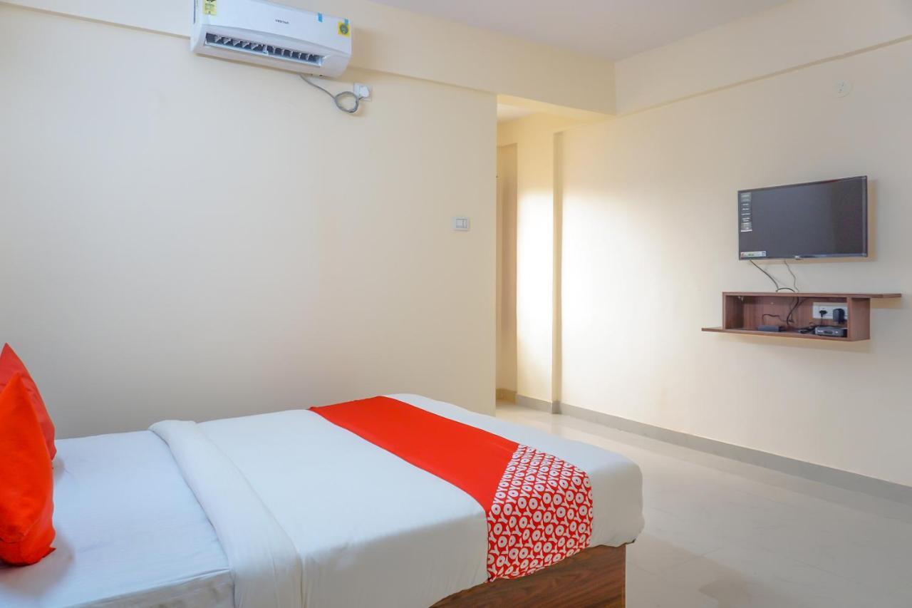 Oyo 81616 Omkar Executive Vagholi Extérieur photo